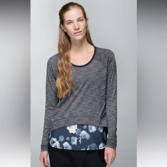 Lululemon Layered Long Sleeve Tee,
Heathered Black/Inky Floral Black Ghost/Black - Picture 1 of 7